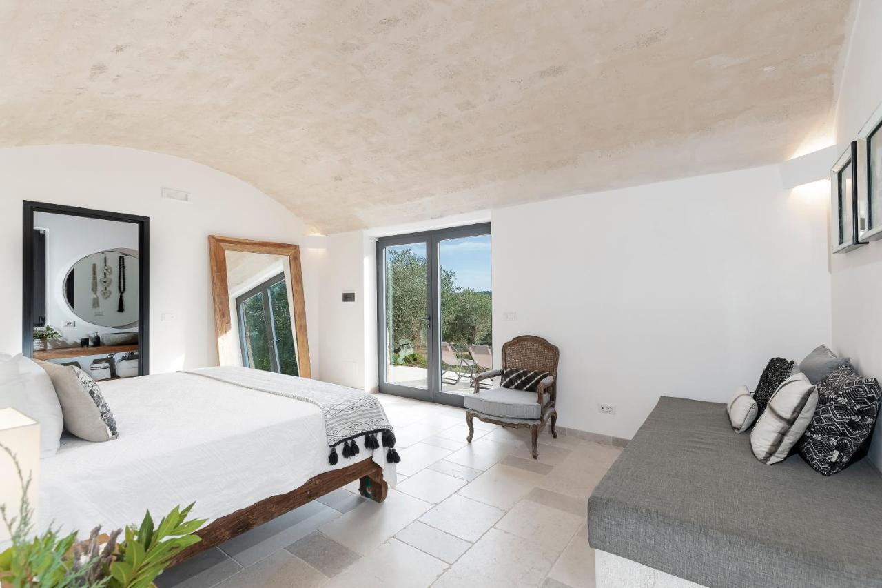 Trullo And Lamia Cinera Villa Cisternino Exterior photo
